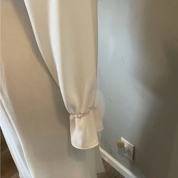 Love Field 70s Chiffon Flowing, Ruffle Ivory Dress, Size 8 - Picture 3 of 5